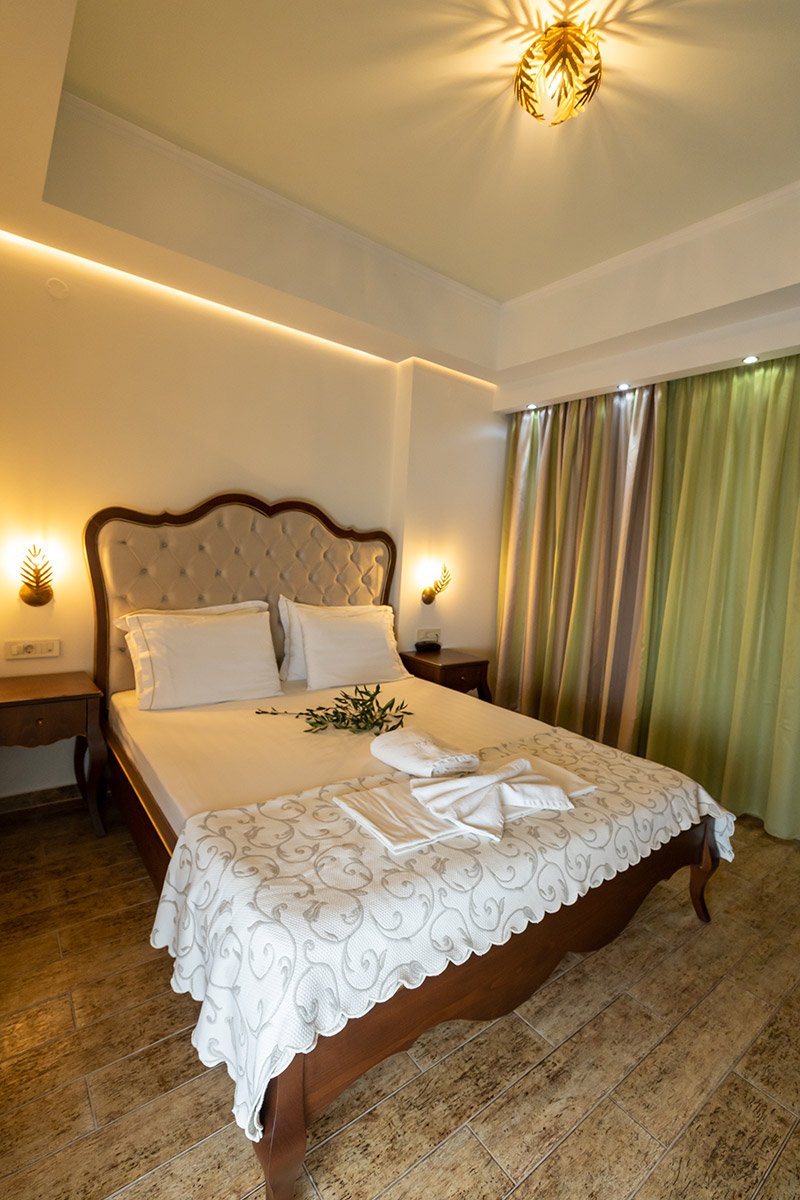 junior suite olive room 2